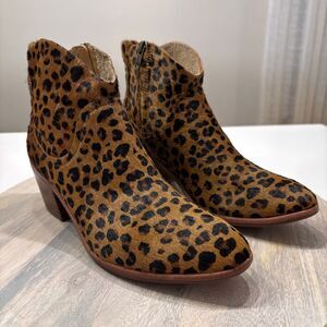 UGG Women's Brown Kingsburg Leopard Print Ankle Booties‎ Shoes US Size US 8.5